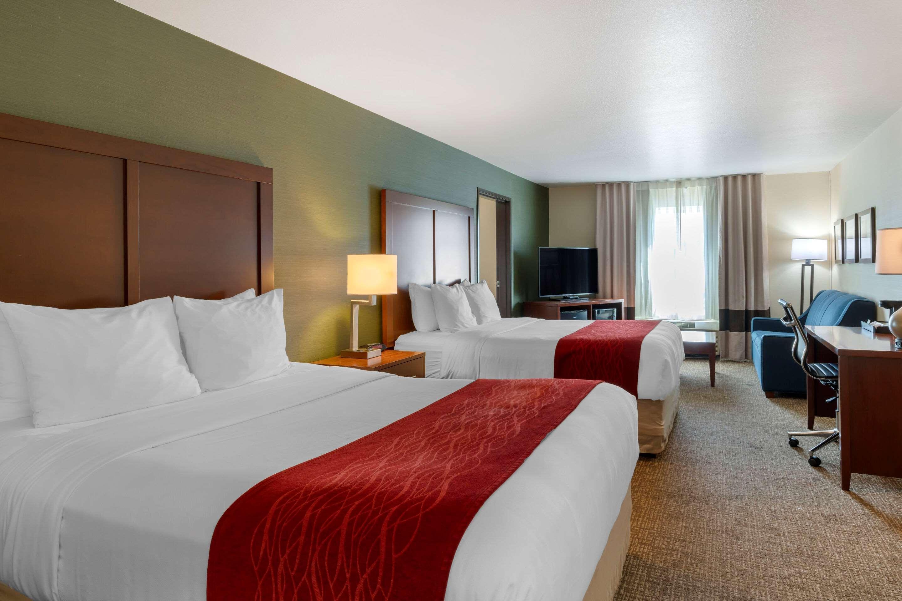 Comfort Inn & Suites Салем Екстериор снимка