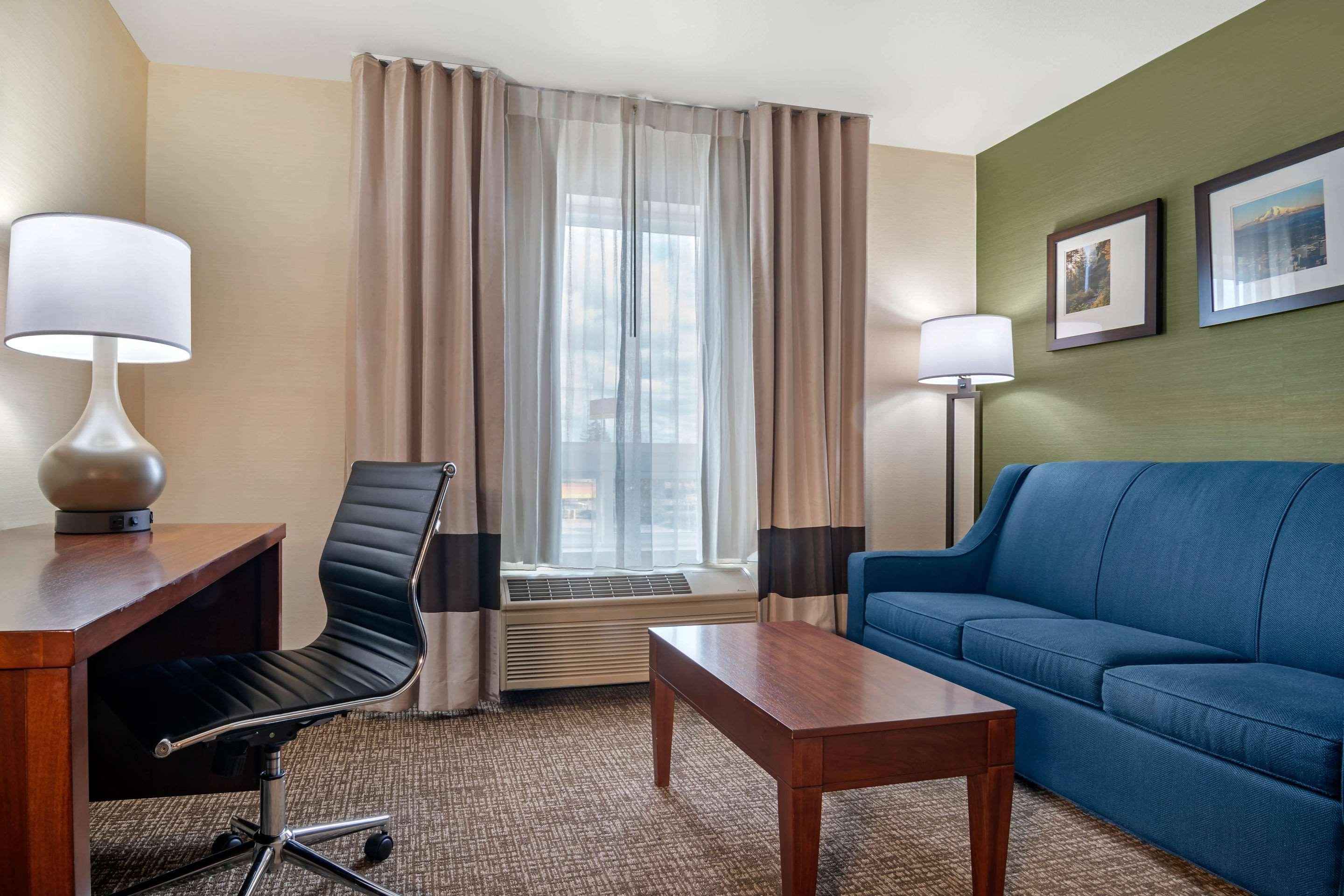 Comfort Inn & Suites Салем Екстериор снимка