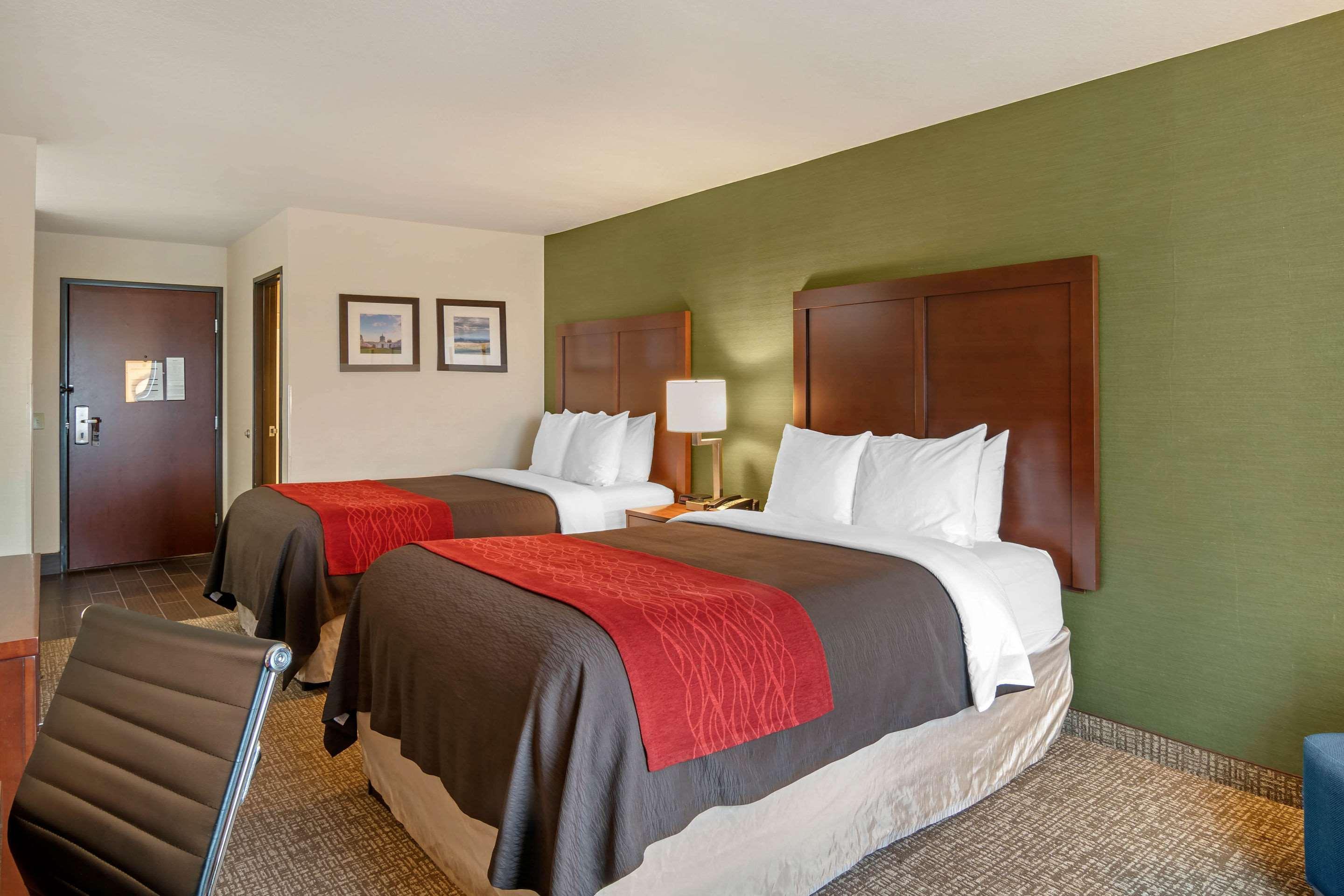 Comfort Inn & Suites Салем Екстериор снимка