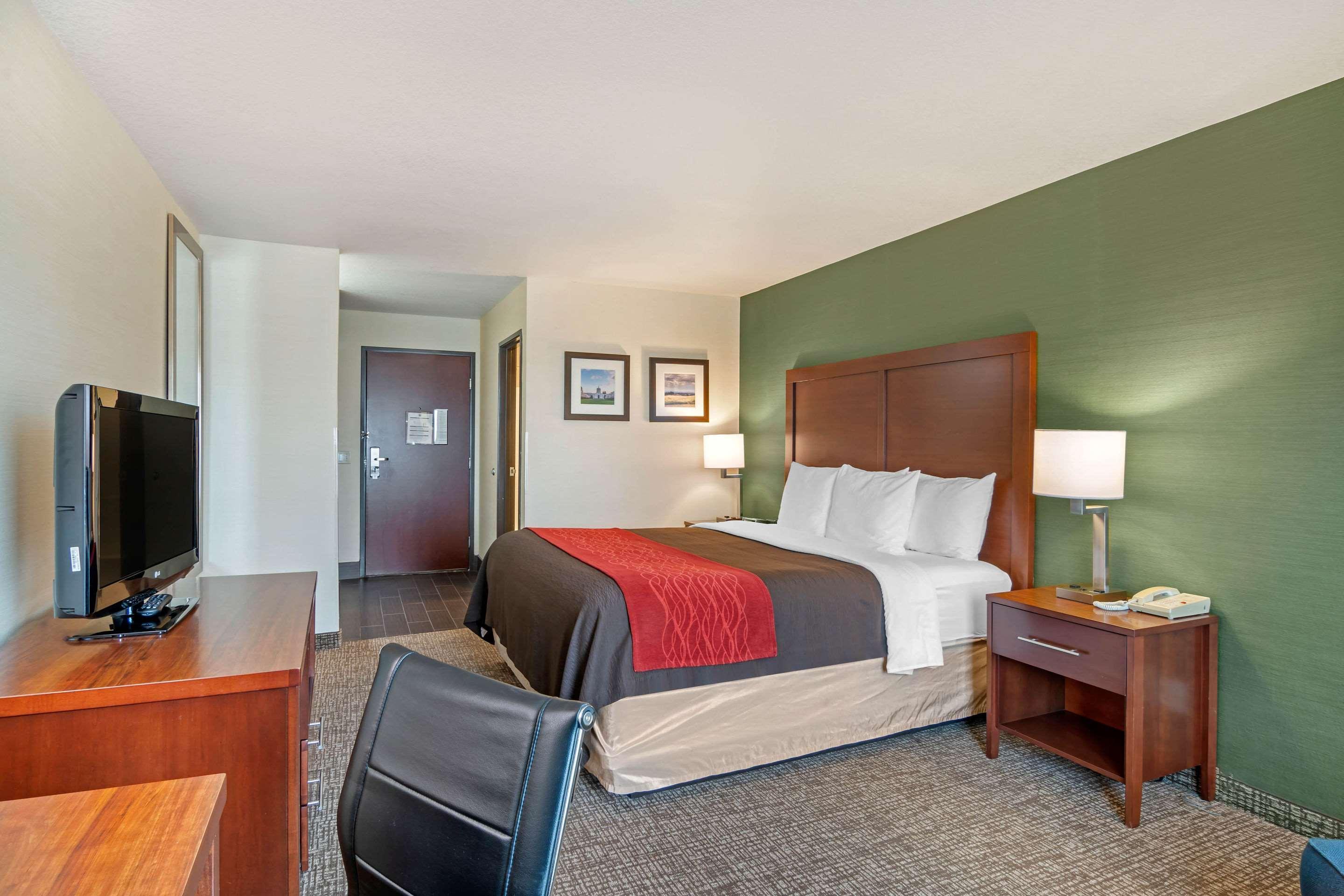 Comfort Inn & Suites Салем Екстериор снимка