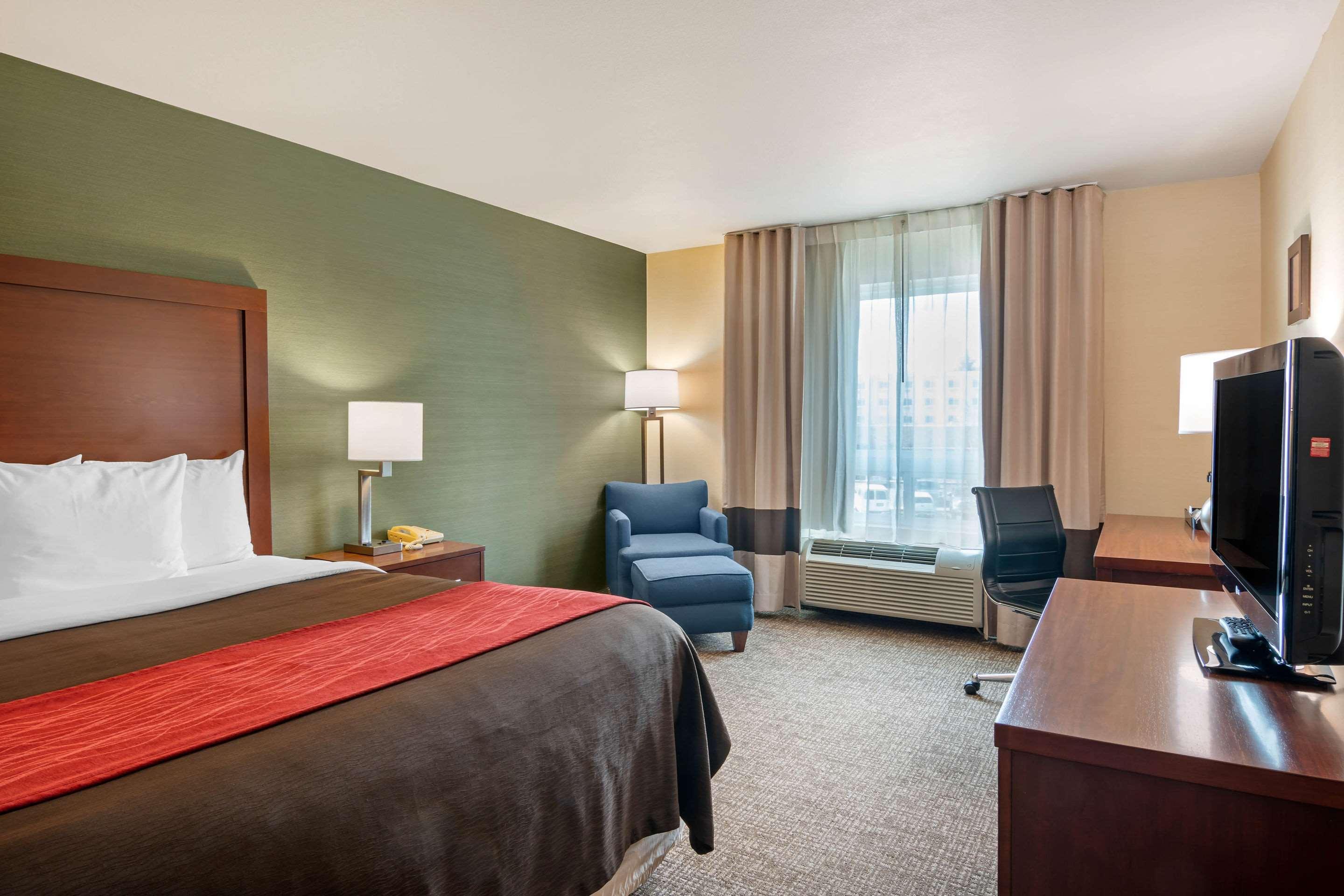 Comfort Inn & Suites Салем Екстериор снимка