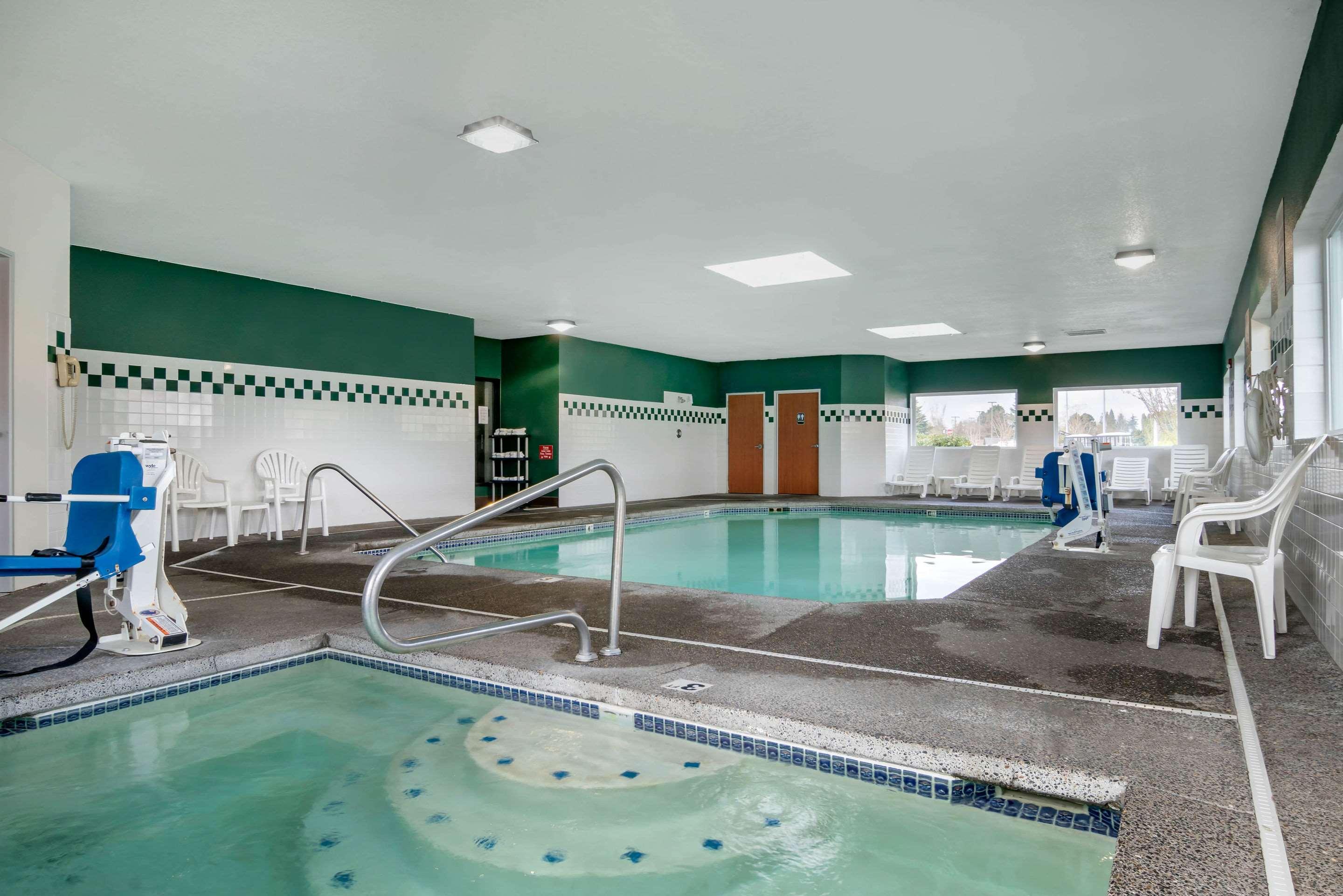 Comfort Inn & Suites Салем Екстериор снимка