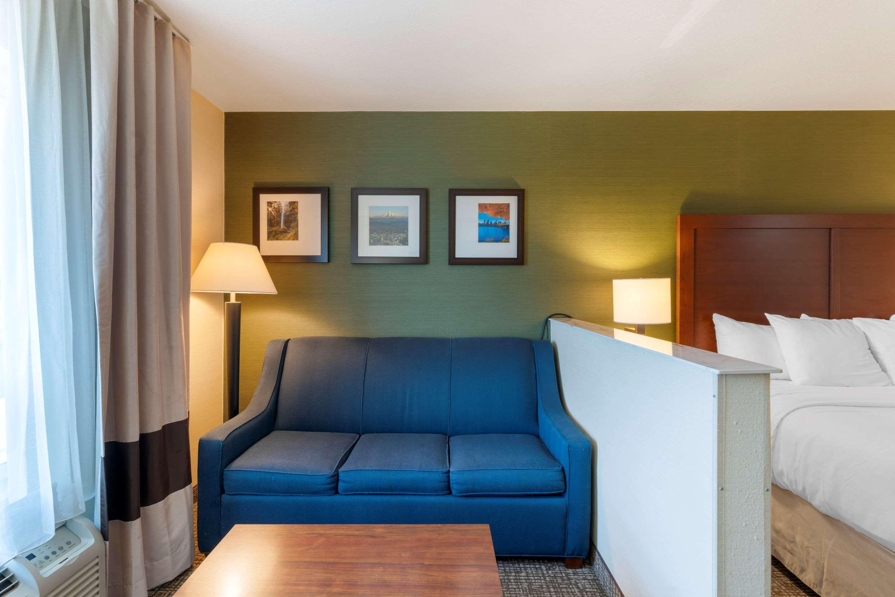 Comfort Inn & Suites Салем Екстериор снимка