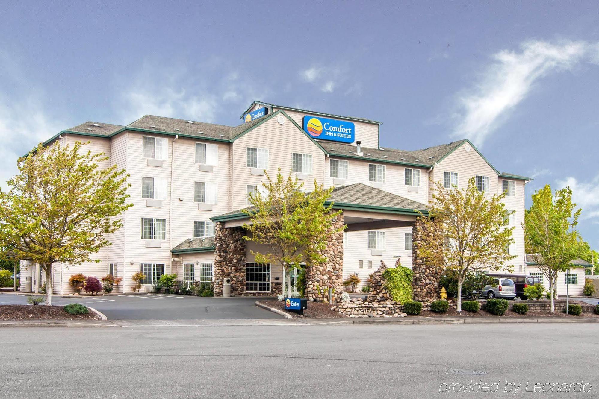 Comfort Inn & Suites Салем Екстериор снимка